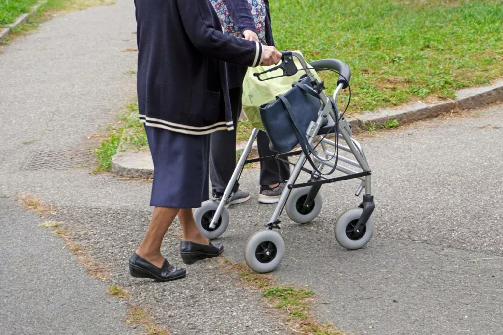 Datori di lavoro e lavoratori domestici possono beneficiare di vari sostegni offerti da Cas.Sa.Colf