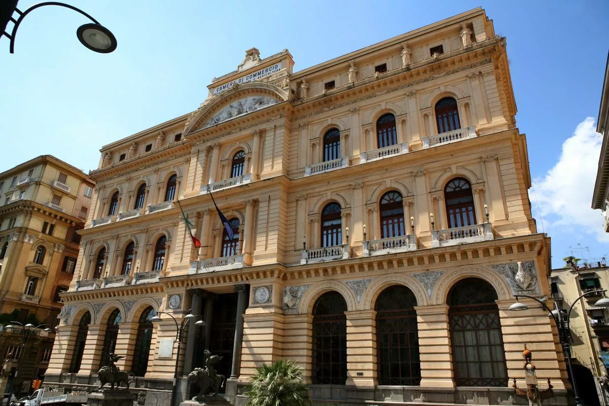 Iscriversi alla camera di commercio è necessario per avviare una impresa in modo legale