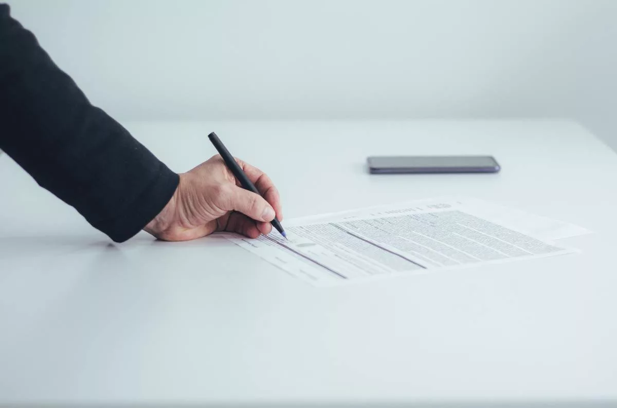 La dichiarazione di successione il documento per acquisire legalmente l'eredità del defunto